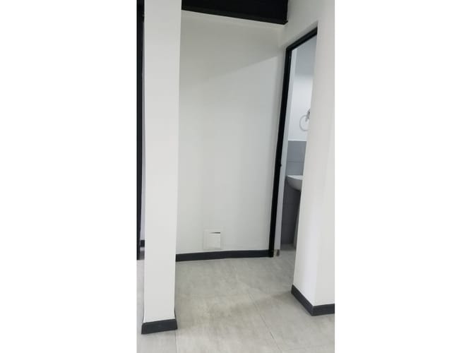 Local en arriendo en San Vicente, Cali, 43 m² · foto 12 de 16