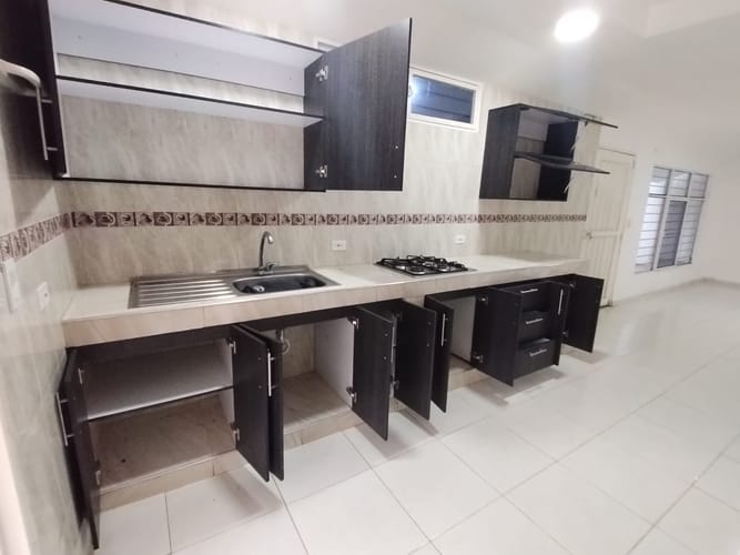 Casa de 3 alcobas en venta en La Buitrera, Cali, 200 m² · foto 13 de 24