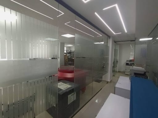 Oficina en arriendo en Cuarta Brigada, Medellín, 320 m² · foto 6 de 13