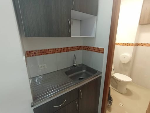 Oficina en arriendo en Cuarta Brigada, Medellín, 320 m² · foto 13 de 13