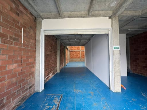 Bodega en arriendo en Sajonia, Medellín, 250 m² · foto 4 de 21