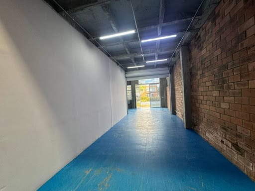 Bodega en arriendo en Sajonia, Medellín, 250 m² · foto 8 de 21