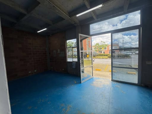 Bodega en arriendo en Sajonia, Medellín, 250 m² · foto 10 de 21