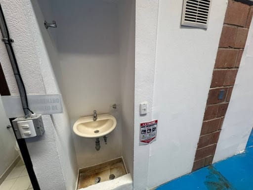 Bodega en arriendo en Sajonia, Medellín, 250 m² · foto 20 de 21