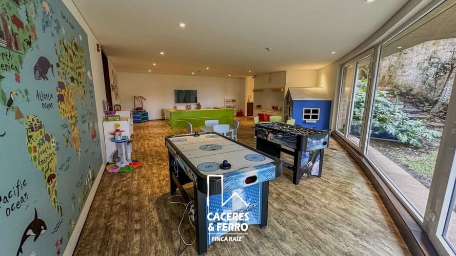 Apartamento en venta en Los Rosales, Bogotá · foto 6 de 24