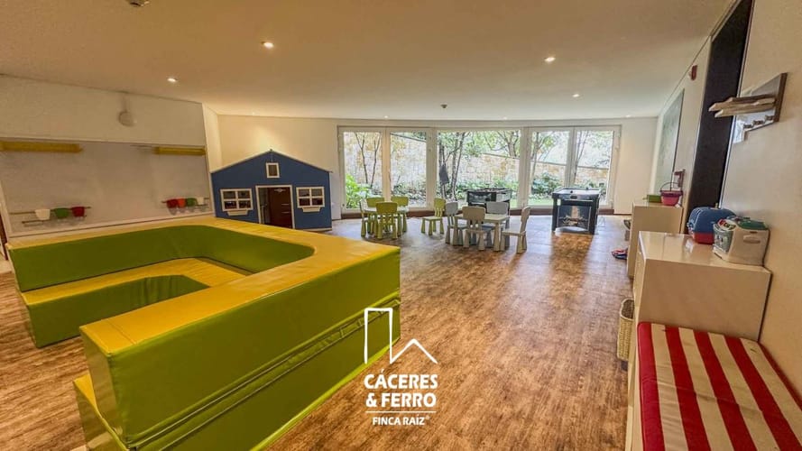 Apartamento en venta en Los Rosales, Bogotá · foto 7 de 24