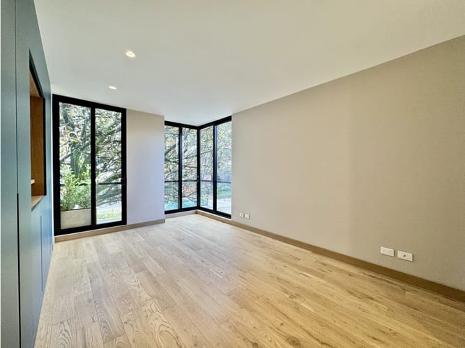 Apartamento de 2 alcobas en venta en La Cabrera, Bogotá, 89 m² · foto 2 de 15