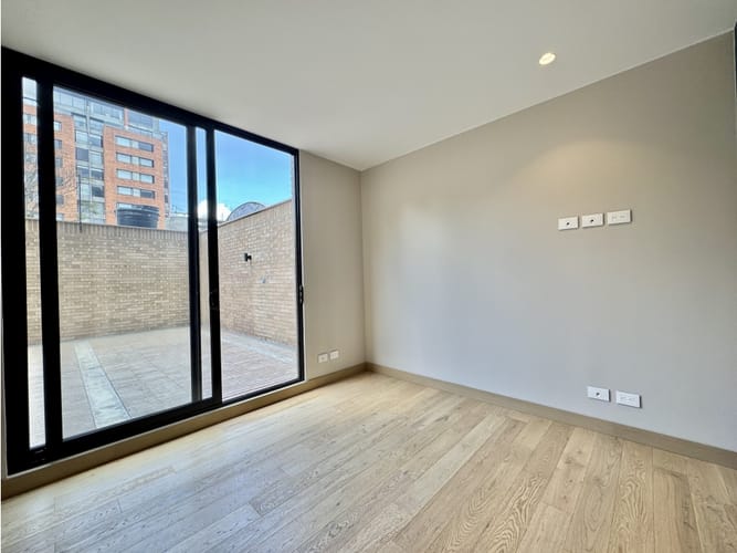 Apartamento de 2 alcobas en venta en La Cabrera, Bogotá, 89 m² · foto 4 de 15