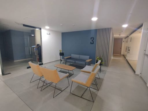 Consultorio en arriendo en San Diego, Medellín, 32 m² · foto 2 de 13