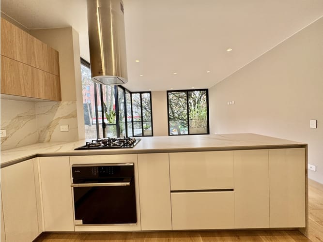 Apartamento de 2 alcobas en venta en La Cabrera, Bogotá, 89 m² · foto 7 de 15