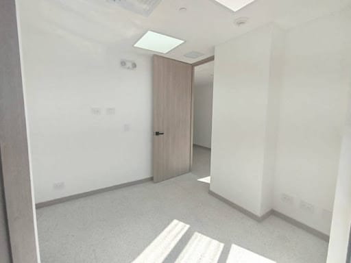 Consultorio en arriendo en San Diego, Medellín, 32 m² · foto 8 de 13