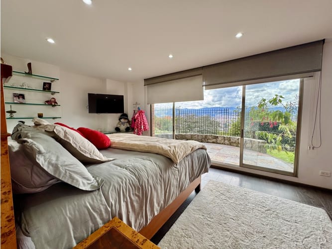 Casa de 4 alcobas en venta en Vereda Suba Naranjos, Bogotá, 321 m² · foto 14 de 24