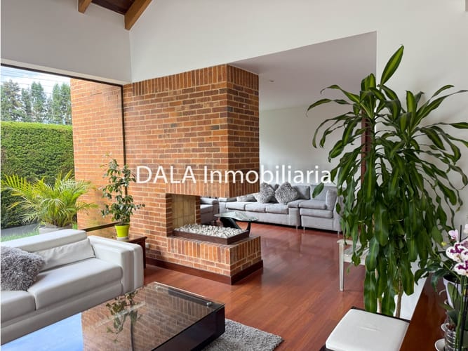 Casa de 4 alcobas en venta en Cr El Bosque, Chía, 289 m² · foto 8 de 24