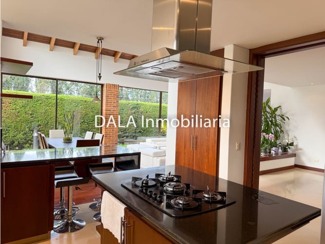 Casa de 4 alcobas en venta en Cr El Bosque, Chía, 289 m² · foto 13 de 24
