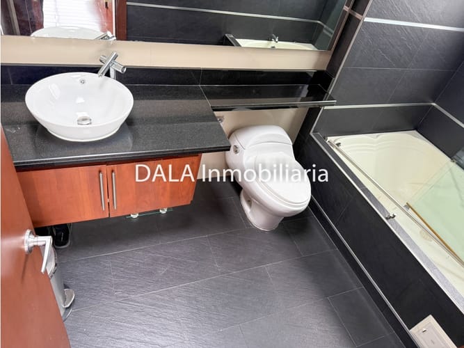 Casa de 4 alcobas en venta en Cr El Bosque, Chía, 289 m² · foto 19 de 24