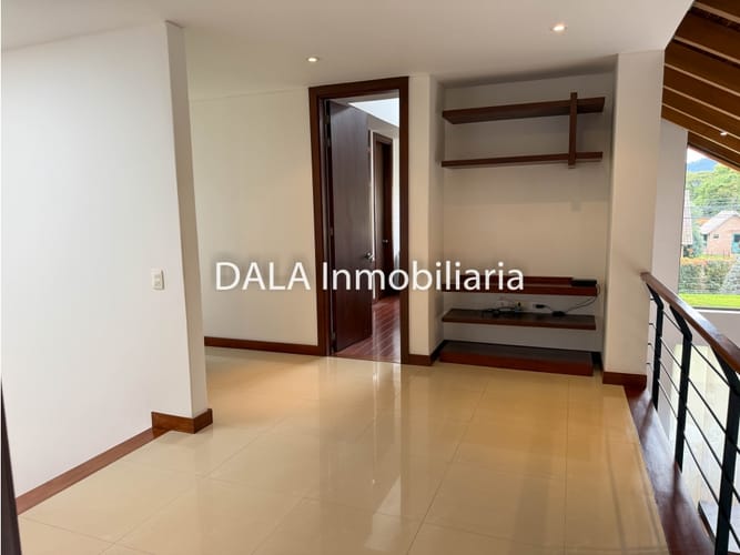 Casa de 4 alcobas en venta en Cr El Bosque, Chía, 289 m² · foto 24 de 24