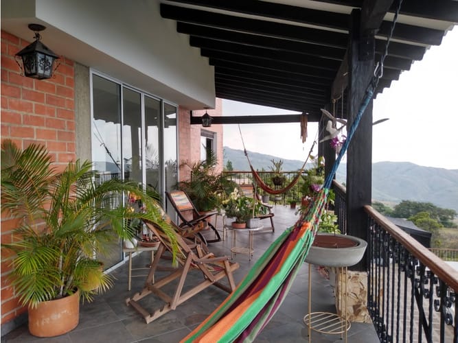 Casa de 6 alcobas en venta en Rincon Dapa, Yumbo, 708 m² · foto 2 de 24