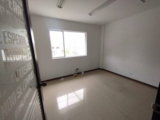 Bodega en arriendo en Aeropuerto, Rionegro, 287 m² · foto 10 de 16