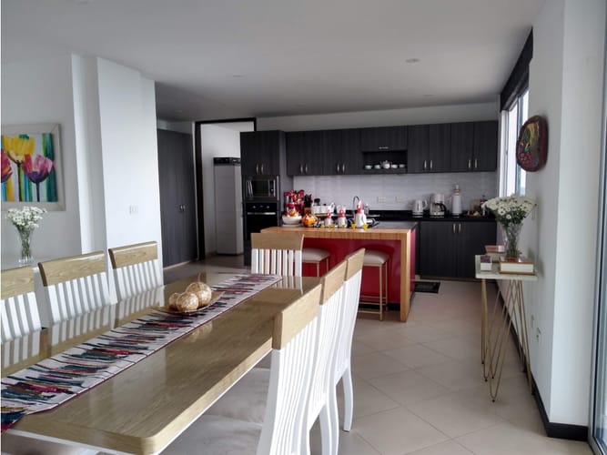 Casa de 6 alcobas en venta en Rincon Dapa, Yumbo, 708 m² · foto 9 de 24
