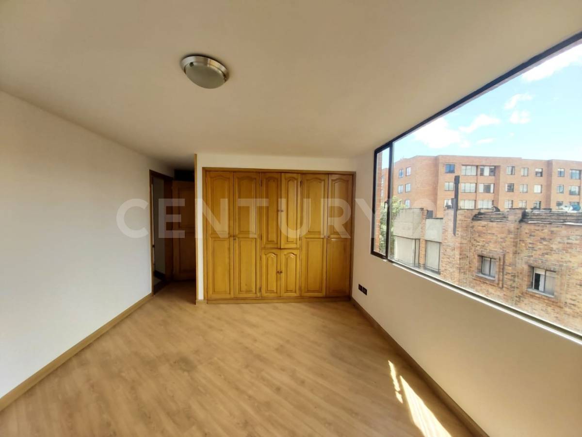 Apartamento en venta en Pontevedra, Bogotá · foto 11 de 18