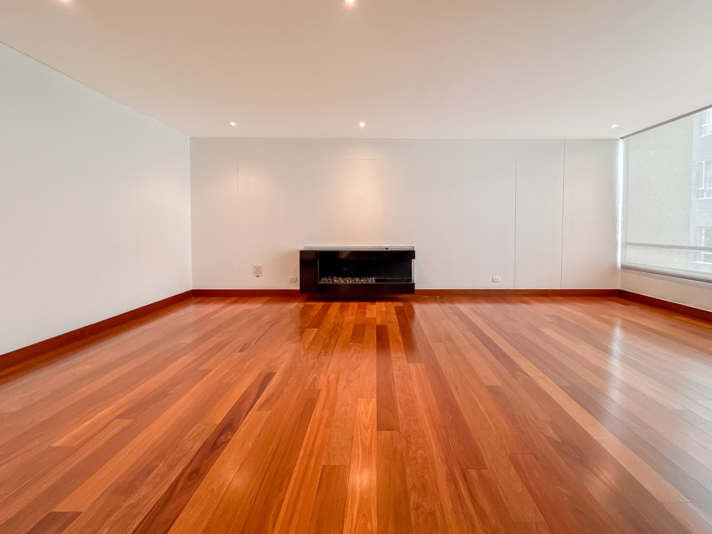 Apartamento en venta en El Chico, Bogotá · foto 3 de 24