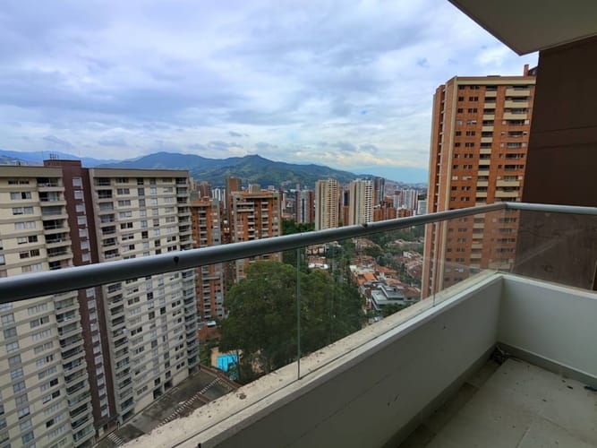 Apartamento de 2 alcobas en arriendo en Las Lomitas, Envigado, 70 m² · foto 8 de 19