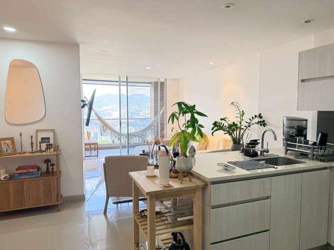 Apartamento de 2 alcobas en arriendo en Loma El Atravesado, Envigado, 91 m² · foto 6 de 17