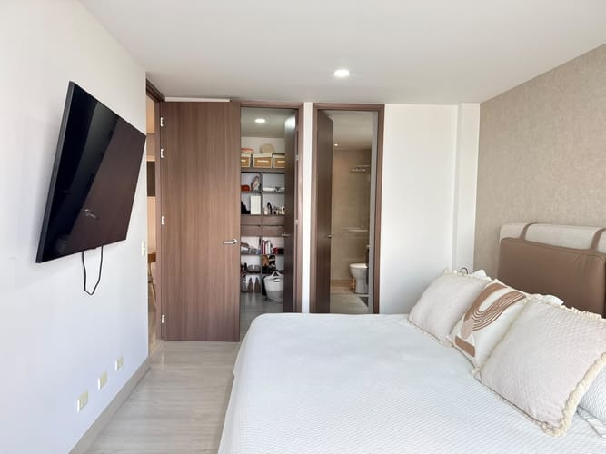 Apartamento de 2 alcobas en arriendo en Loma El Atravesado, Envigado, 91 m² · foto 12 de 17