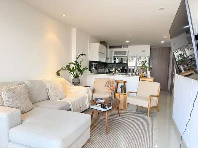 Apartamento de 2 alcobas en arriendo en Loma El Atravesado, Envigado, 91 m² · foto 4 de 17