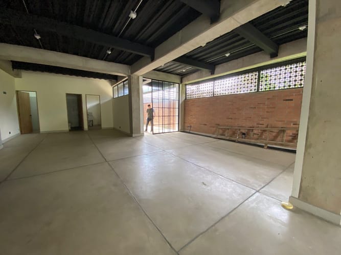 Local en arriendo en La Milagrosa, La Ceja, 152 m² · foto 2 de 6