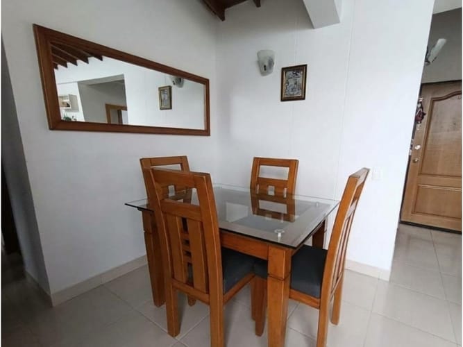 Apartamento de 3 alcobas en venta en Calasanz Parte Alta, Medellín, 76 m² · foto 3 de 12