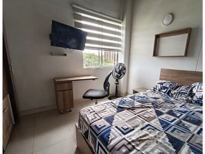 Apartamento de 3 alcobas en venta en Calasanz Parte Alta, Medellín, 76 m² · foto 5 de 12