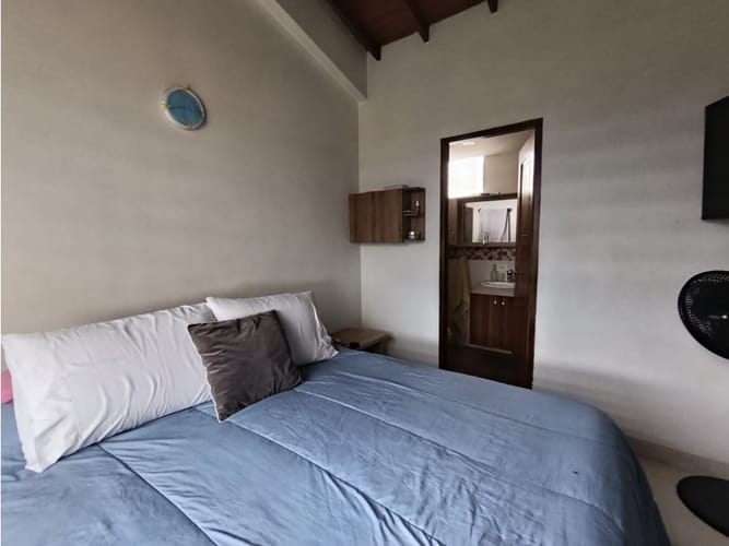 Apartamento de 3 alcobas en venta en Calasanz Parte Alta, Medellín, 76 m² · foto 9 de 12