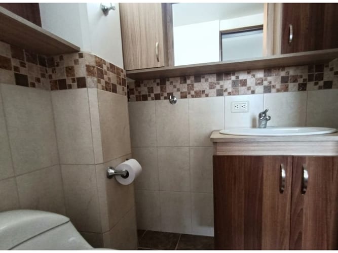 Apartamento de 3 alcobas en venta en Calasanz Parte Alta, Medellín, 76 m² · foto 11 de 12