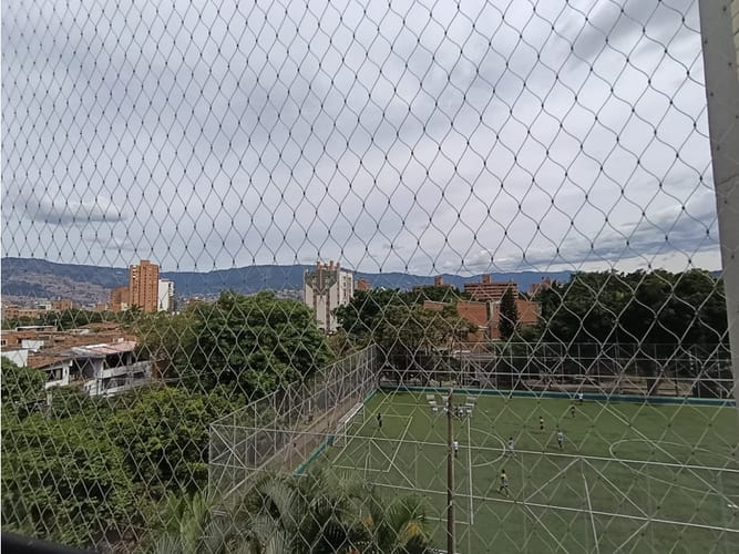Apartamento de 3 alcobas en venta en Calasanz Parte Alta, Medellín, 76 m² · foto 12 de 12
