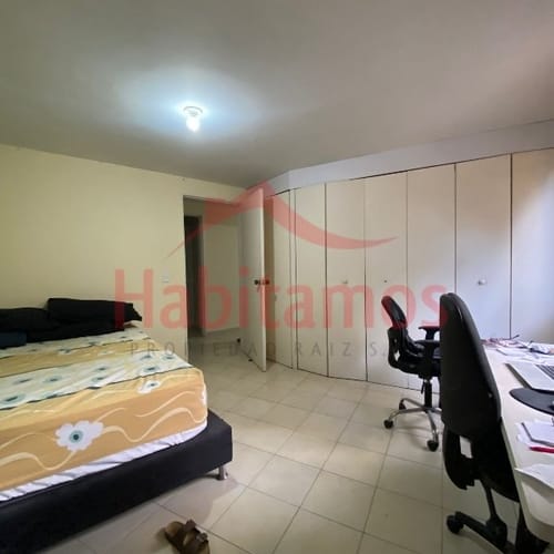 Apartamento de 2 alcobas en venta en Bolivariana, Medellín, 75 m² · foto 4 de 12