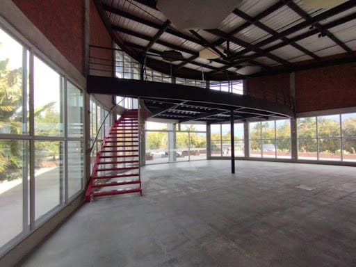 Local en arriendo en El Tablazo, Rionegro, 1000 m² · foto 3 de 19