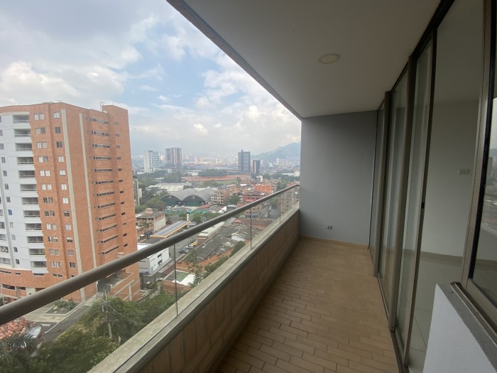 Apartamento en venta en Señorial, Envigado · foto 2 de 24