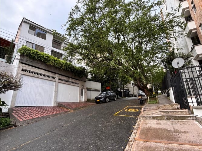 Casa de 6 alcobas en venta en Juanambu, Cali, 500 m² · foto 2 de 17