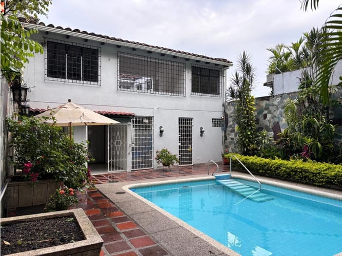 Casa de 6 alcobas en venta en Juanambu, Cali, 500 m² · foto 4 de 17