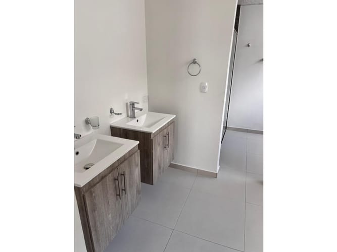 Casa de 6 alcobas en venta en Juanambu, Cali, 500 m² · foto 7 de 17