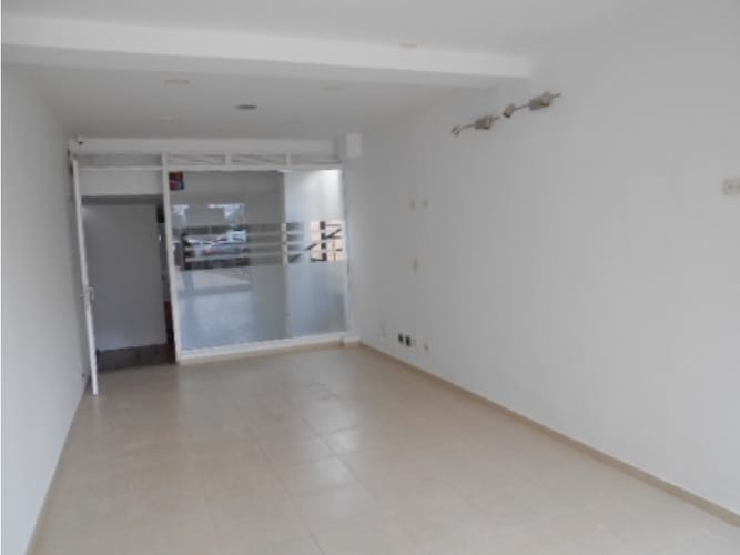 Local en venta en Camino La Floresta, Chía, 56 m² · foto 2 de 24