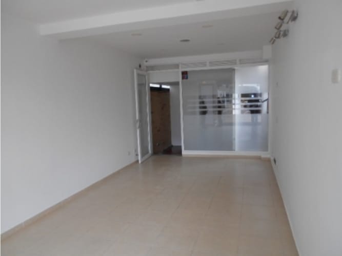 Local en venta en Camino La Floresta, Chía, 56 m² · foto 4 de 24