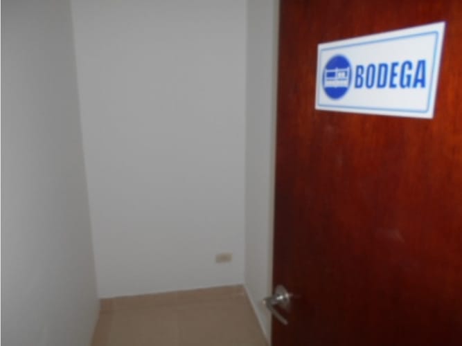 Local en venta en Camino La Floresta, Chía, 56 m² · foto 9 de 24
