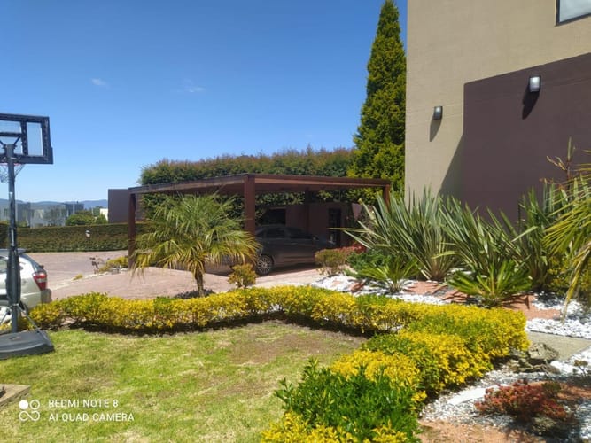 Casa de 3 alcobas en venta en Aposentos Parte Alta, Sopó, 509 m² · foto 2 de 19