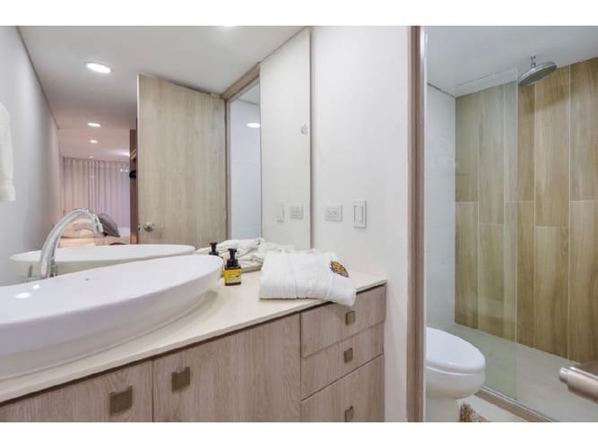 Apartamento de 2 alcobas en arriendo en Laureles, Medellín, 90 m² · foto 8 de 11