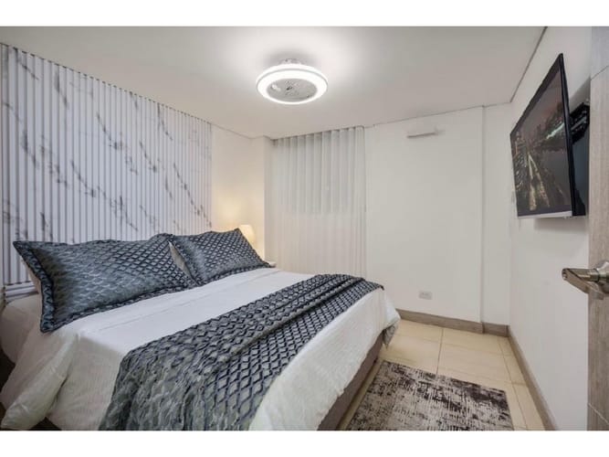 Apartamento de 2 alcobas en arriendo en Laureles, Medellín, 90 m² · foto 9 de 11