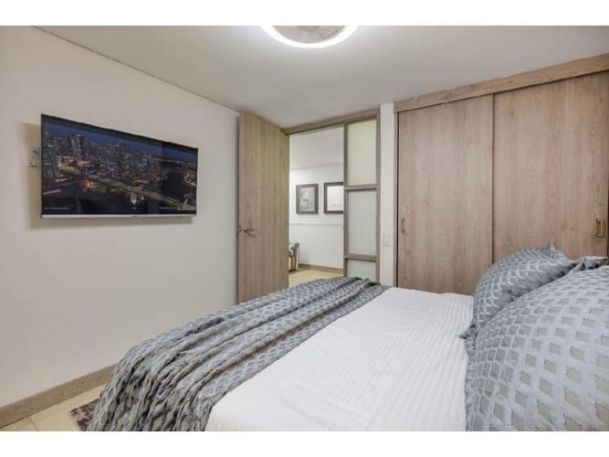 Apartamento de 2 alcobas en arriendo en Laureles, Medellín, 90 m² · foto 10 de 11