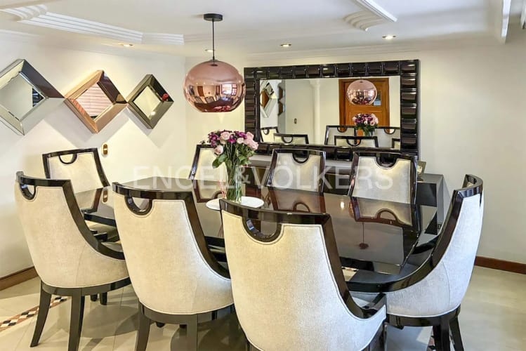 Casa de 4 alcobas en venta en Pontevedra, Bogotá, 208 m² · foto 3 de 19
