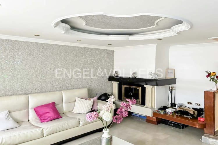 Casa de 4 alcobas en venta en Pontevedra, Bogotá, 208 m² · foto 2 de 19